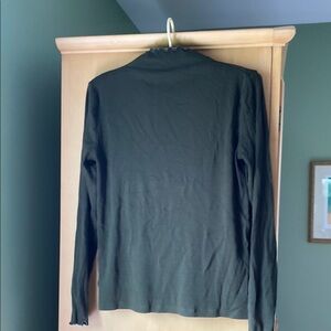 Loft ruffle long sleeve turtle neck olive green size M